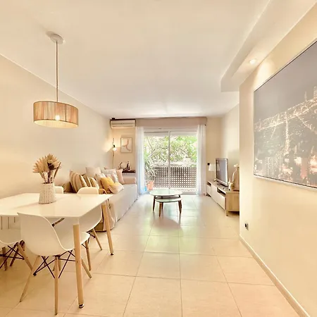 Barcelona Fira & Camp Nou Stadium Apartment