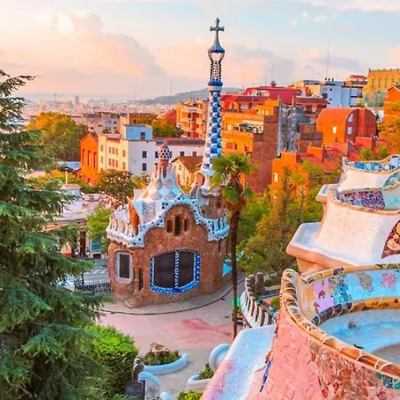 Barcelona Fira & Camp Nou Stadium Apartment *